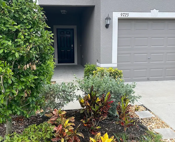 9723 Mulberry Marsh Ln — Photo 2