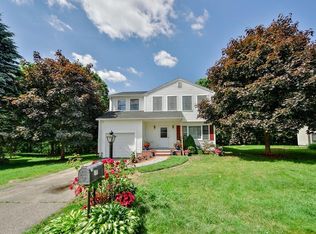 19 Kovey Rd, Hyde Park, MA 02136