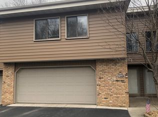 8297 Mitchell Rd #8297, Eden Prairie, MN 55347