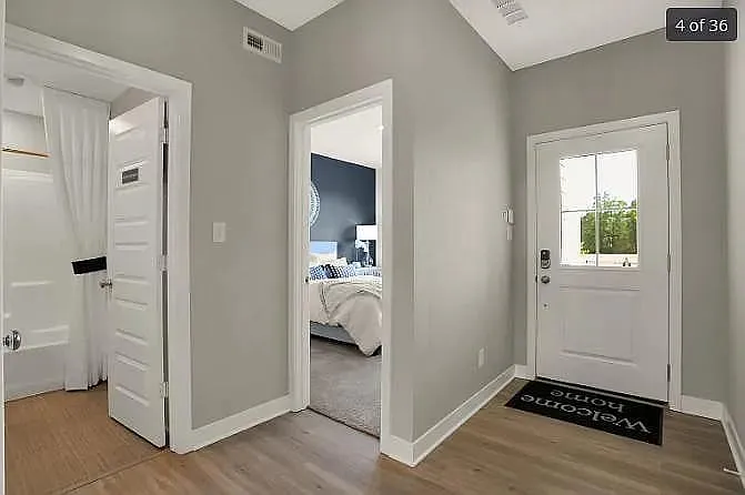 5 bed, 2880 sqft, $2,755 — Photo 2