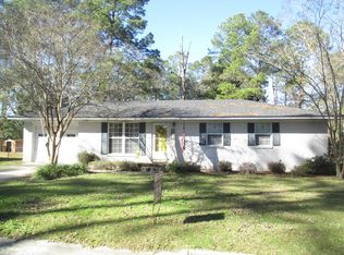415 Janice Ave, Nashville, GA 31639