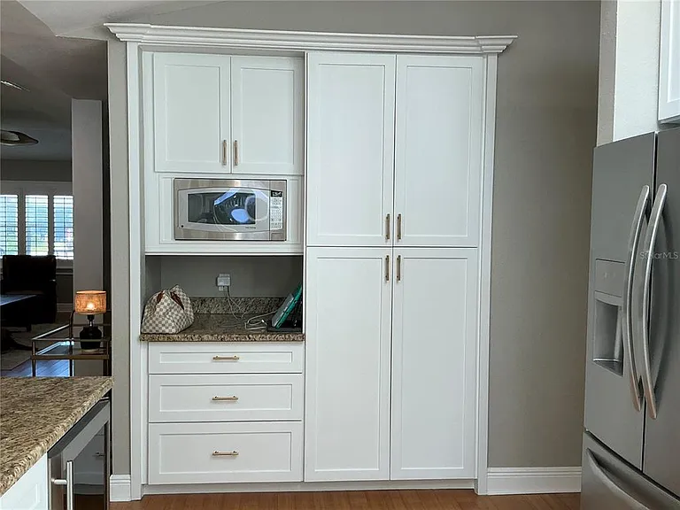370 Foster Ln — Photo 11