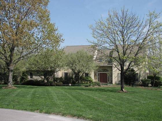 1st image of 112 Willow Glen Cir