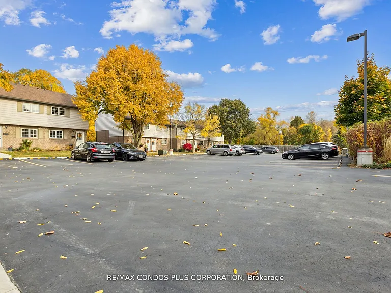 294 Fergus Ave #2 — Photo 15