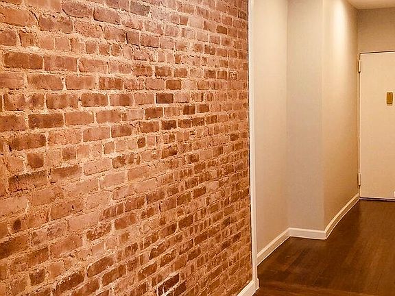 4th image of 830 Magenta St APT 2H