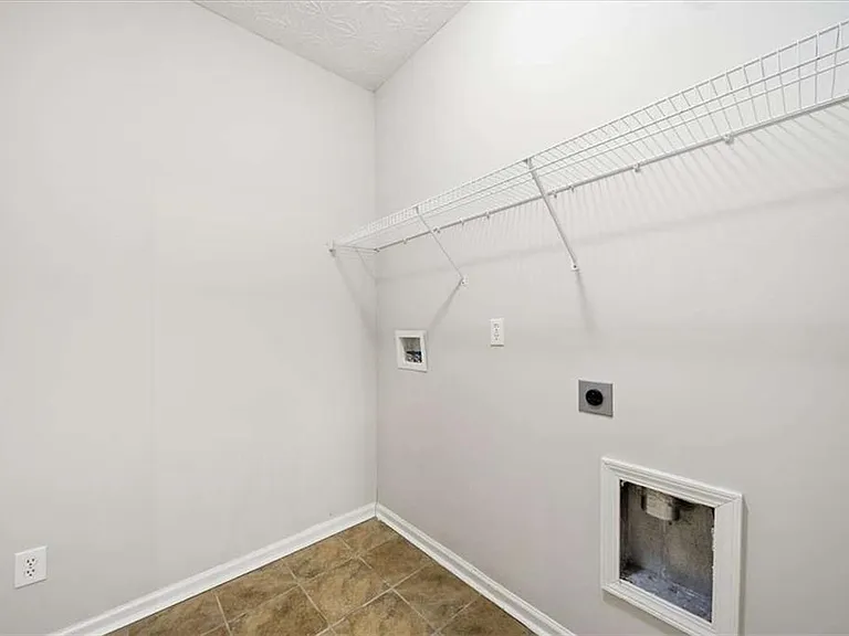 3834 Augustine Pl — Photo 12
