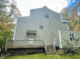 37 Stonewall Rd, Harpswell, ME 04079