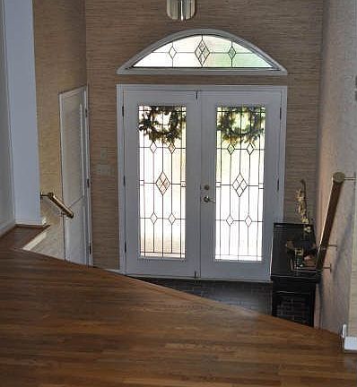 5th image of 3564 River Dr