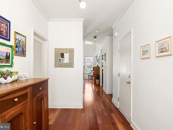 4th image of 126 Sequoia Dr