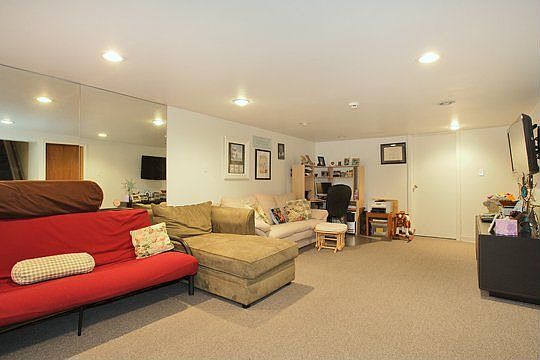 1st image of 74 Redwood Ln