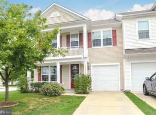 22952 Snow Leopard Dr, California, MD 20619