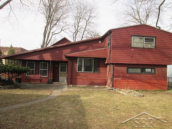 2nd image of 1417 Bliss St
