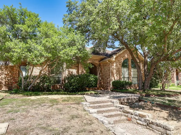 1813 Crockett Cir, Irving, TX 75038