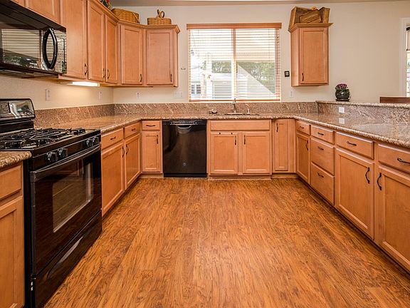 5th image of 1754 Elston Cir