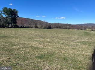 Hume Rd, Marshall, VA 20115