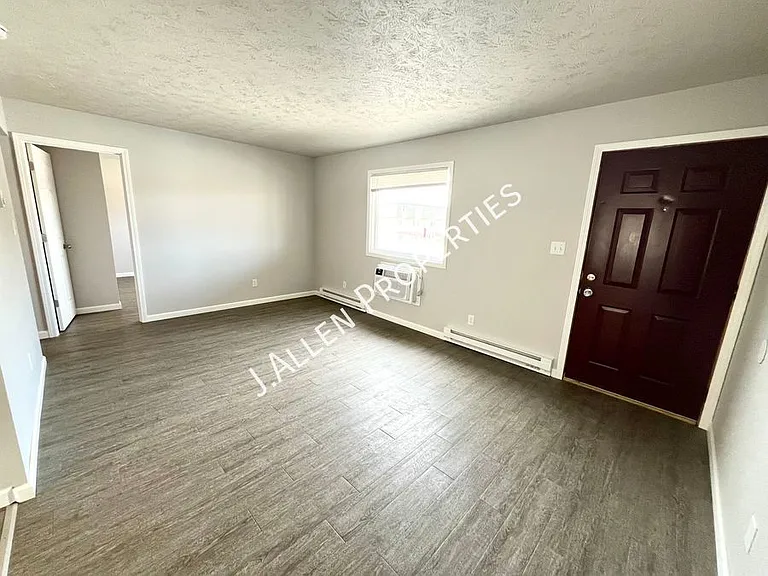 105 Gold Strike Dr #4 — Photo 2
