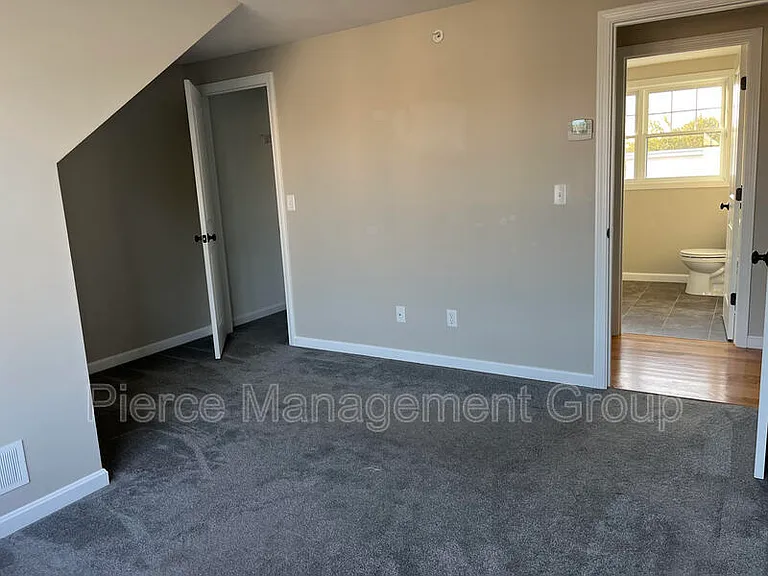 6-21 Clarendon Way #21 — Photo 16