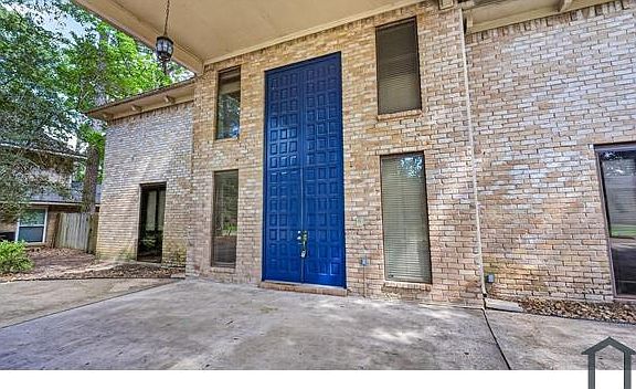 2nd image of 8103 Oak Moss Dr