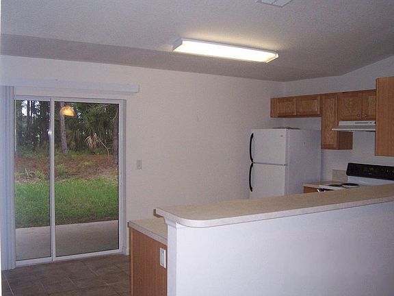 3rd image of 60B Plainview Dr