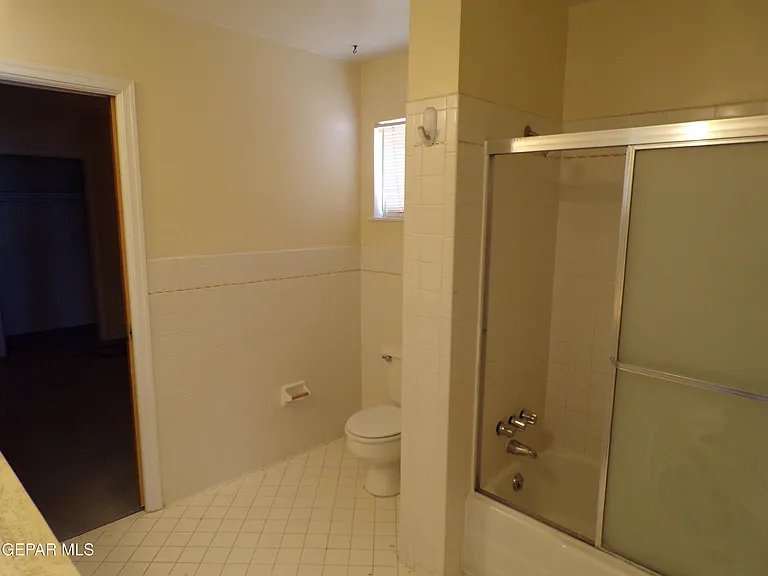 4820 Louisiana St — Photo 27