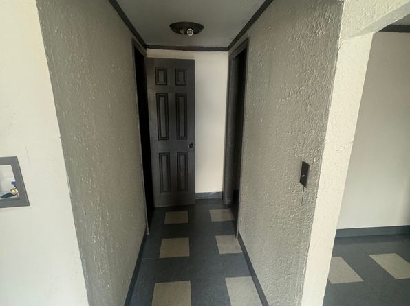 1403 N Atlanta Pl #2