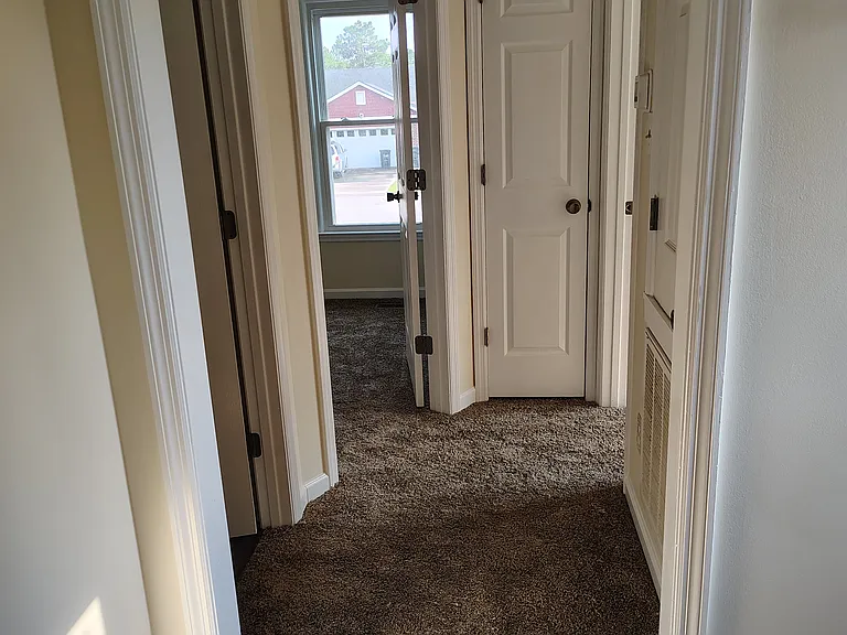 1329 Alexwood Dr — Photo 7