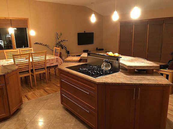 4th image of 12 Richlee Dr