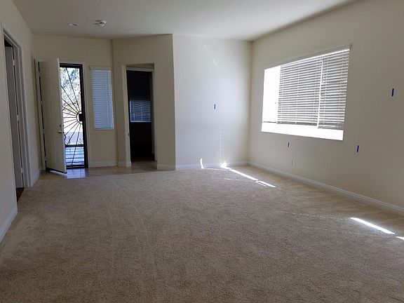 2nd image of 10976 Dandelion Ln