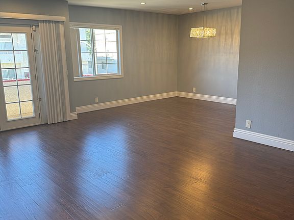 2nd image of 916 S Sherbourne Dr APT 205