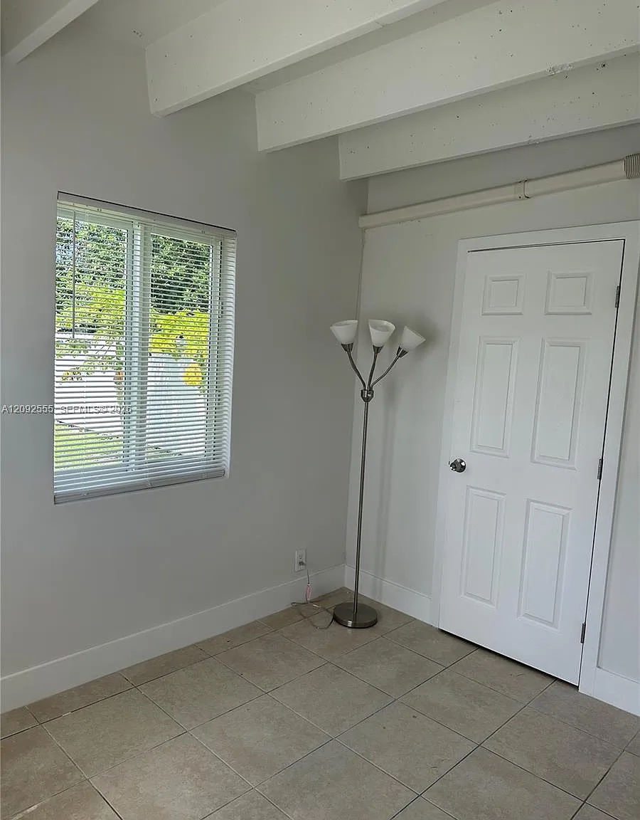26700 SW 138th Ct — Photo 2