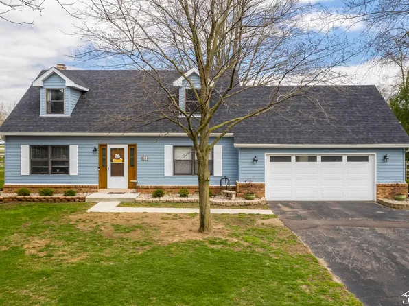 8004 Kingsboro Ct, Temperance, MI 48182