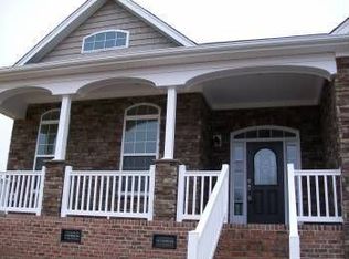 205 Ironwood Dr, Thomasville, NC 27360