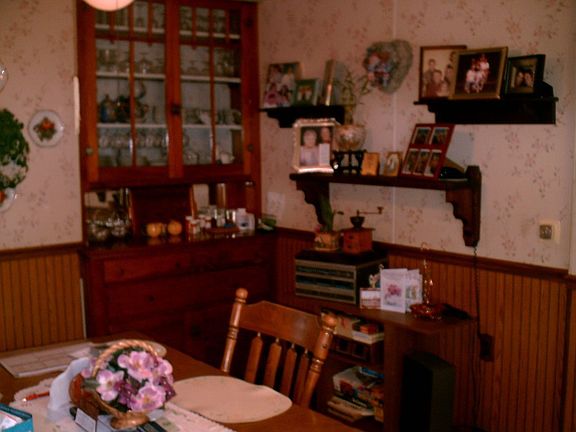 Charming dining room built-in