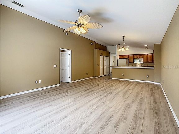 5th image of 5166 NE 122nd Blvd