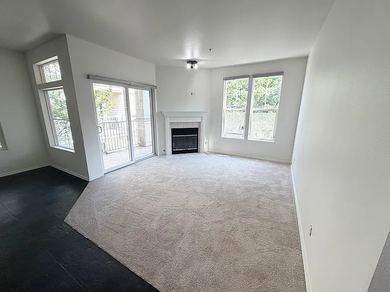 2036 Newport Way NW — Photo 4