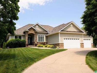 517 Monterey Trl, Dakota Dunes, SD, 57049