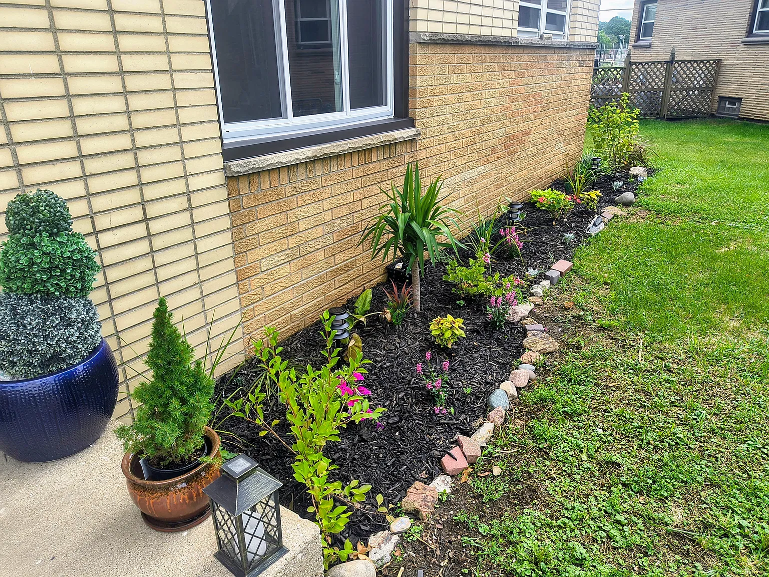 2 bed, 900 sqft, $1,250 — Photo 3