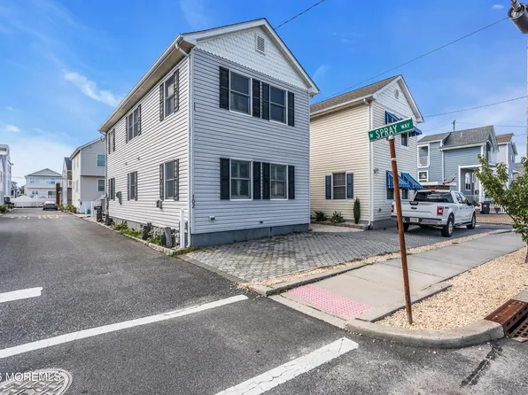 102 W Spray Way, Lavallette, NJ 08735