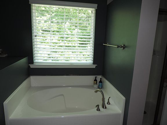 masterbath tub