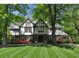 2130 Brookwood Rd, Mission Hills, KS 66208