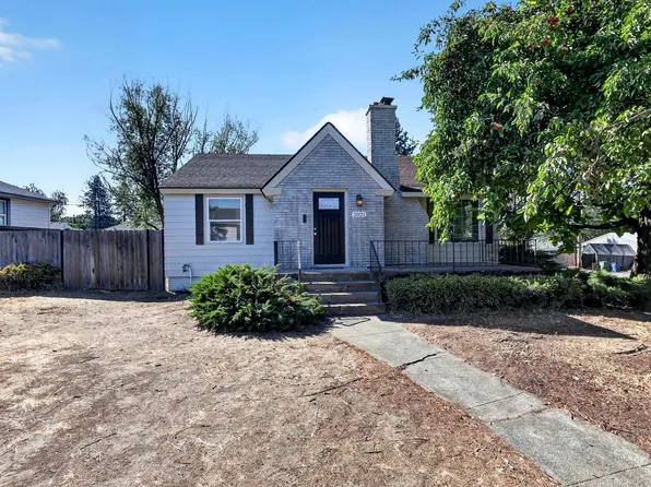 2821 W Longfellow Ave, Spokane, WA 99205