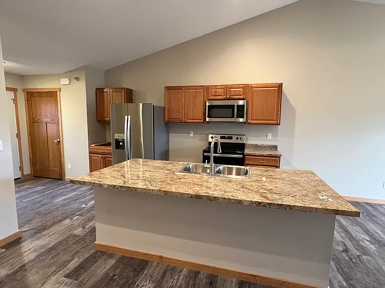 943 Garland St E #47 — Photo 6