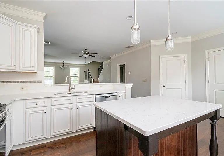 2808 Fullers Aly — Photo 5