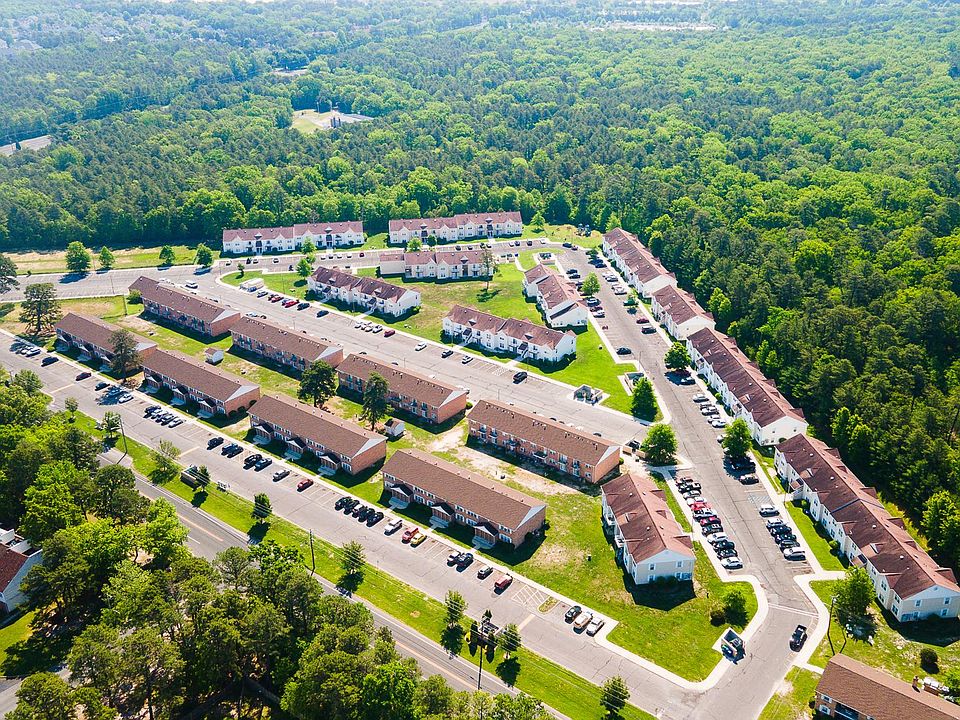 1st image of 1932 Cologne Ave #F33d5ee9d