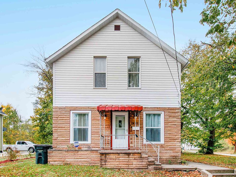 1st image of 421 College St
