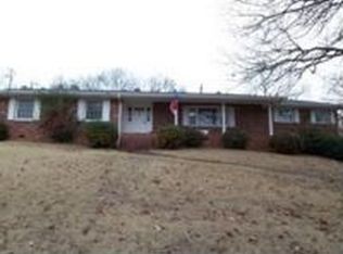 1124 Carter Dr, Chattanooga, TN 37415