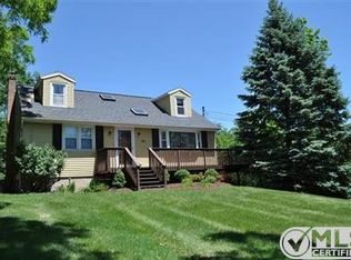 152 South St, Marlboro, NY 12542