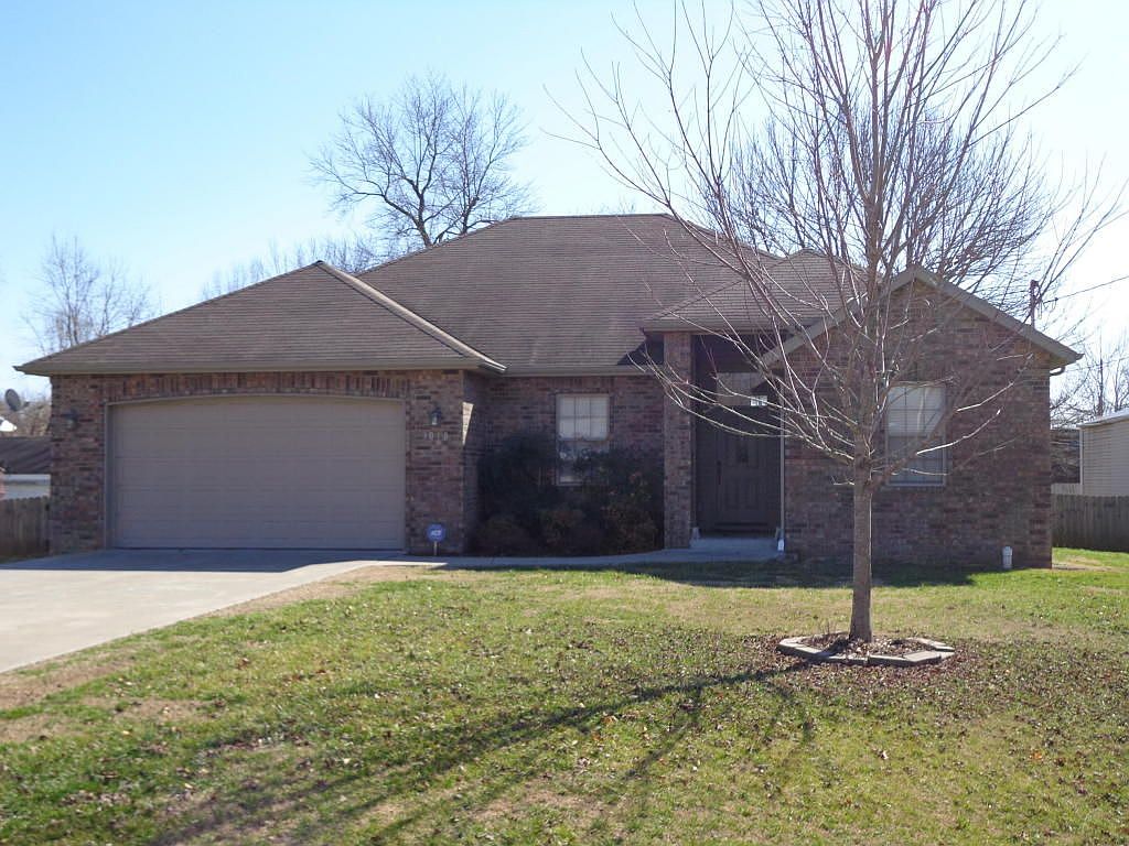 3010 E Gasconade St, Springfield, MO 65804 Zillow