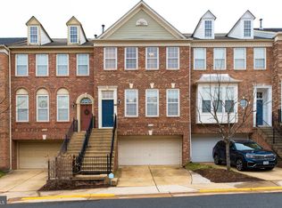 4609 Fair Valley Dr, Fairfax, VA 22033
