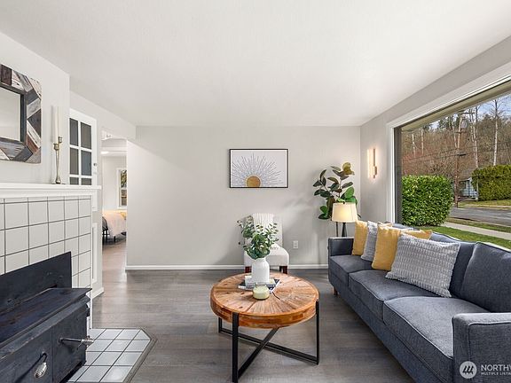 5th image of 3333 SE 5th Street